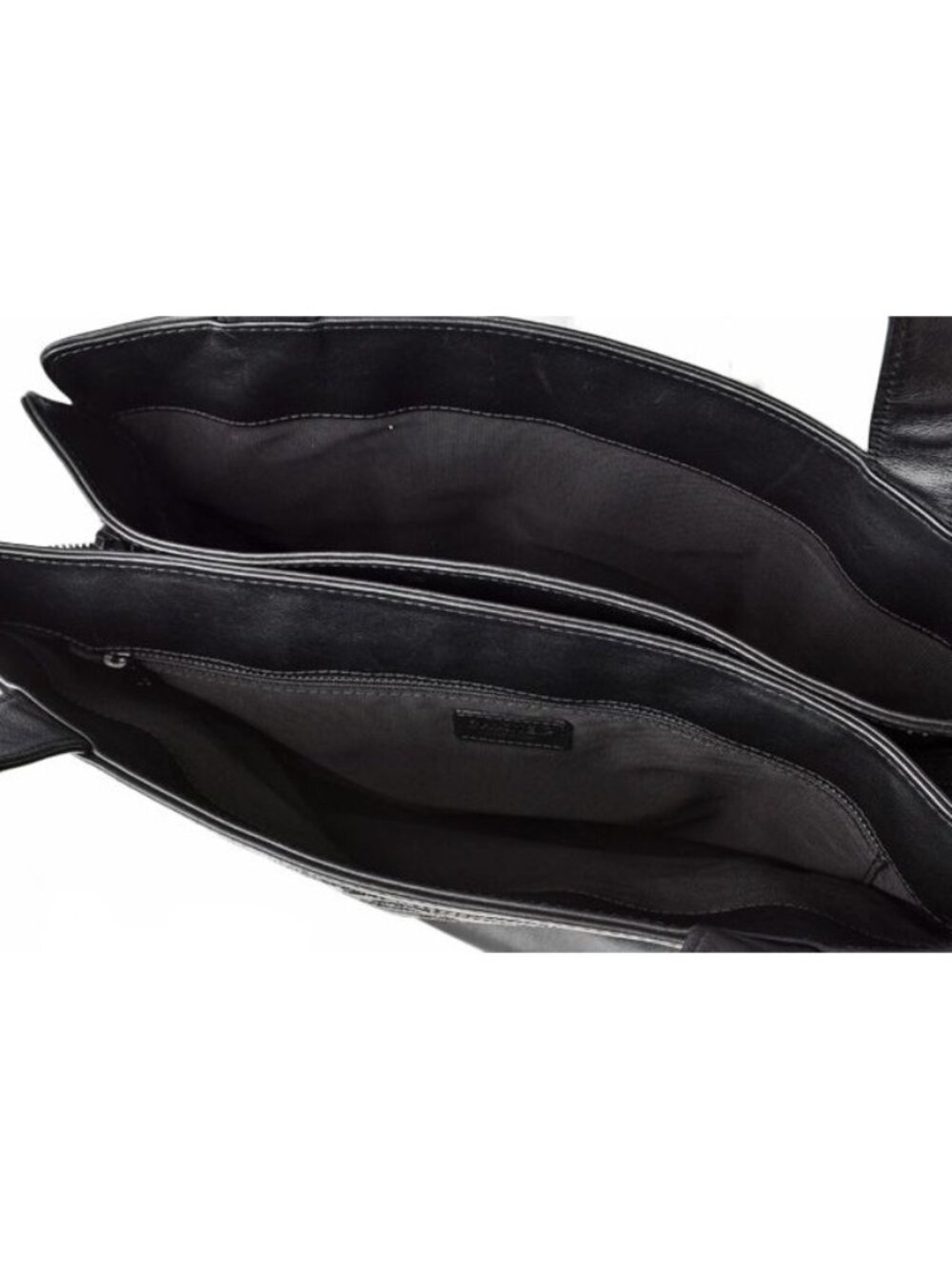 Chanel Tote A4 Lamb Leather Black - Picture 5 of 9